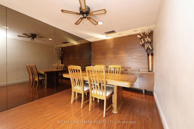 32 Shandara Cres, House detached with 3 bedrooms, 3 bathrooms and 4 parking in Toronto ON | Image 5