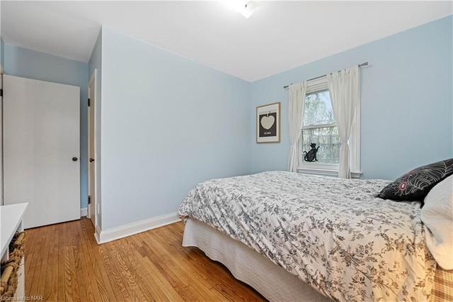 68 Carleton Street S, House detached with 4 bedrooms, 1 bathrooms and 4 parking in Thorold ON | Image 6