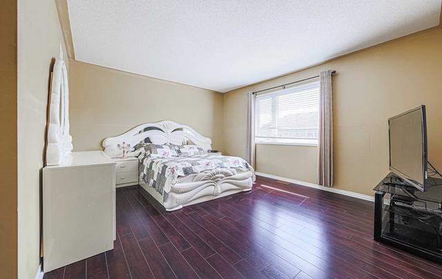 37 Brooks Ave, House detached with 4 bedrooms, 3 bathrooms and 4 parking in Aurora ON | Image 5