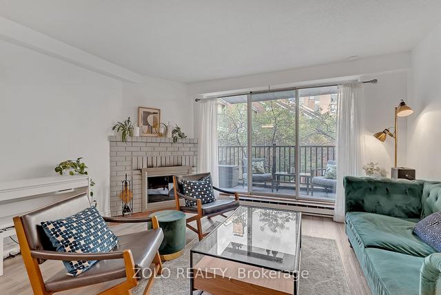 66 St Nicholas St, Townhouse with 2 bedrooms, 2 bathrooms and 1 parking in Toronto ON | Image 39
