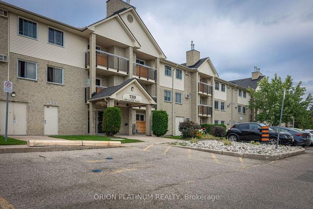 303 - 733 Deveron Cres, Condo with 3 bedrooms, 2 bathrooms and 2 parking in London ON | Image 1