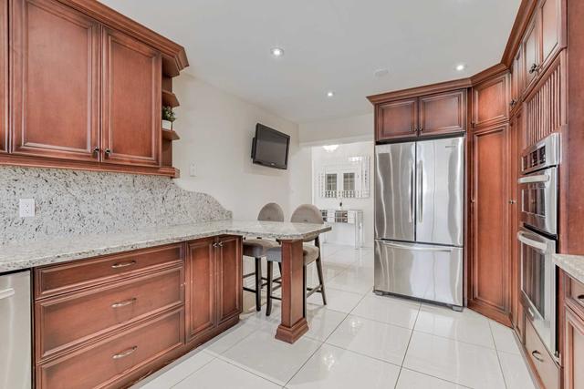 4 Middleton Crt, House detached with 4 bedrooms, 4 bathrooms and 4 parking in Markham ON | Image 6