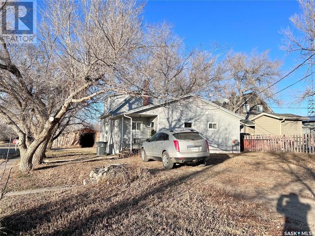 201 Main Street, House detached with 3 bedrooms, 1 bathrooms and null parking in Macrorie SK | Image 26