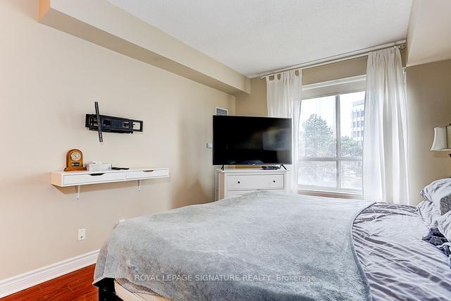 309 - 1 Lomond Dr, Condo with 2 bedrooms, 2 bathrooms and 1 parking in Toronto ON | Image 8