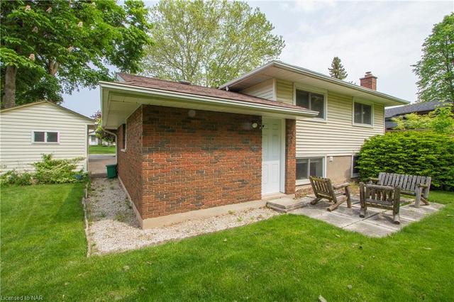 5850 Hillcrest Crescent, House detached with 3 bedrooms, 2 bathrooms and null parking in Niagara Falls ON | Image 28