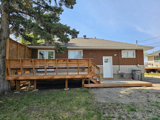 10407 96a Street, House detached with 4 bedrooms, 2 bathrooms and 8 parking in Grande Prairie AB | Image 10