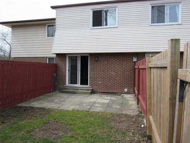 3 - 63 Empire St, Townhouse with 2 bedrooms, 1 bathrooms and 1 parking in Welland ON | Image 12