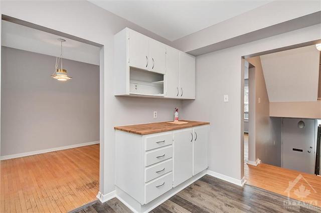 737 Springland Drive, Townhouse with 3 bedrooms, 2 bathrooms and 1 parking in Ottawa ON | Image 17