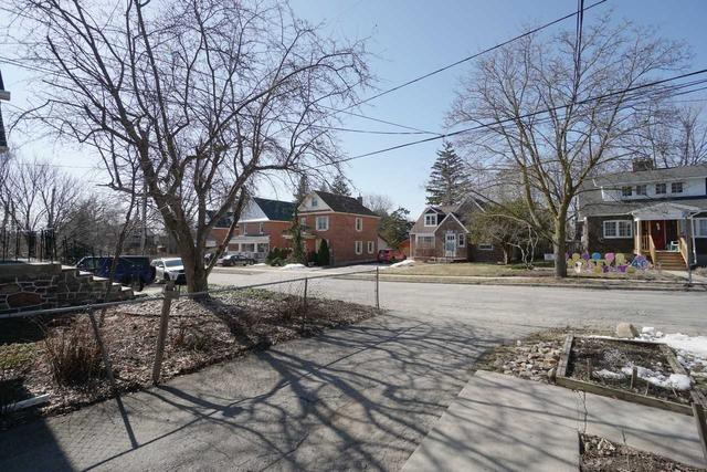 123 Mary St, House detached with 3 bedrooms, 2 bathrooms and 9 parking in Barrie ON | Image 35