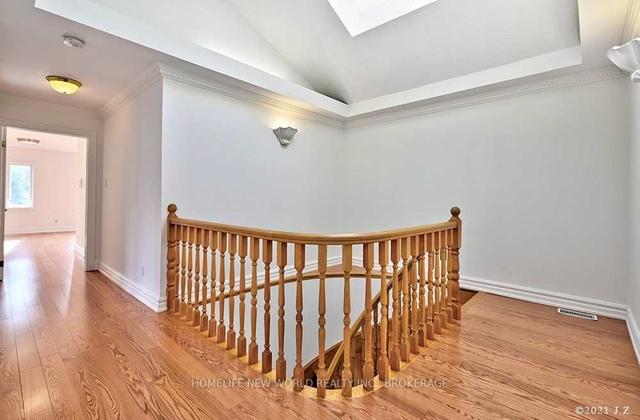 298 Mckee Ave, House detached with 4 bedrooms, 4 bathrooms and 2 parking in Toronto ON | Image 6