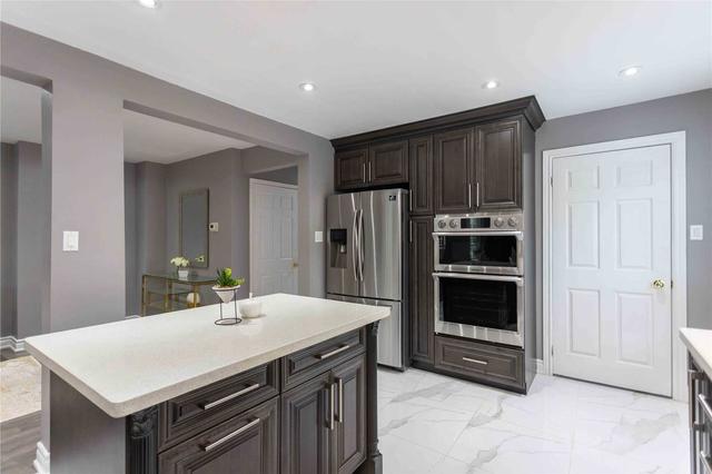 46 Goodwood Dr, House detached with 4 bedrooms, 4 bathrooms and 4 parking in Markham ON | Image 5