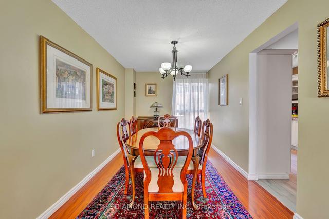 35 - 625 Rathburn Rd, Townhouse with 3 bedrooms, 2 bathrooms and 2 parking in Toronto ON | Image 2