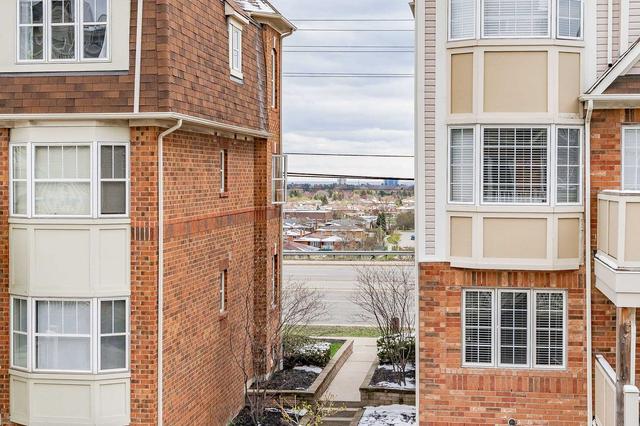 2 - 744 Neighbourhood Circ, Townhouse with 2 bedrooms, 2 bathrooms and 2 parking in Mississauga ON | Image 20