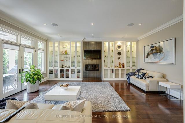 669 Bedford Park, House detached with 4 bedrooms, 6 bathrooms and 4 parking in Toronto ON | Image 3