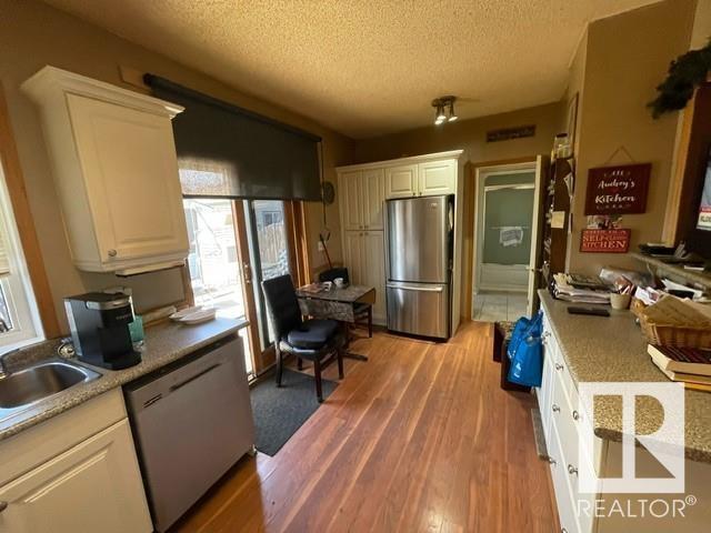 11322 96 St Nw, House detached with 3 bedrooms, 1 bathrooms and 4 parking in Edmonton AB | Image 12
