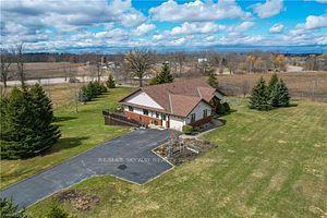 6774 Hwy 20, House detached with 3 bedrooms, 2 bathrooms and 11 parking in West Lincoln ON | Image 1