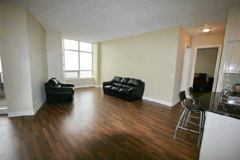 ph1 - 9225 Jane St, Condo with 2 bedrooms, 2 bathrooms and 2 parking in Vaughan ON | Image 2