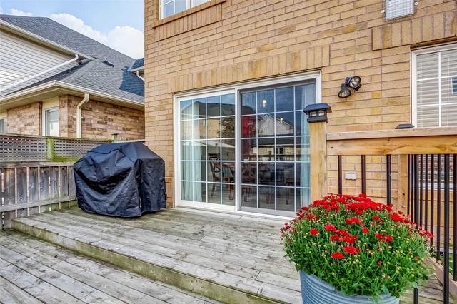 865 Trudeau Dr, House detached with 3 bedrooms, 3 bathrooms and 3 parking in Milton ON | Image 32