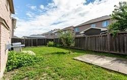 8 Perkins Dr, House detached with 4 bedrooms, 4 bathrooms and 6 parking in Brampton ON | Image 4
