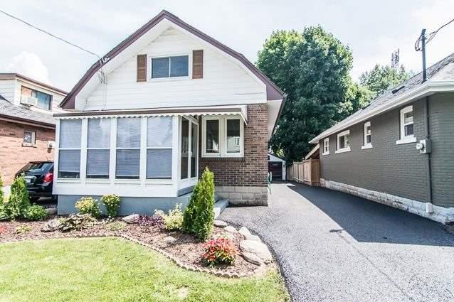 169 Oshawa Blvd N, House detached with 3 bedrooms, 2 bathrooms and 4 parking in Oshawa ON | Image 1