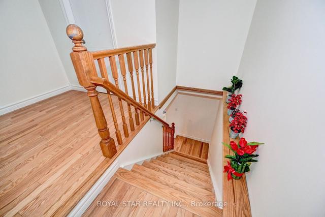 158 Kovac Rd, House detached with 3 bedrooms, 3 bathrooms and 3 parking in Cambridge ON | Image 14