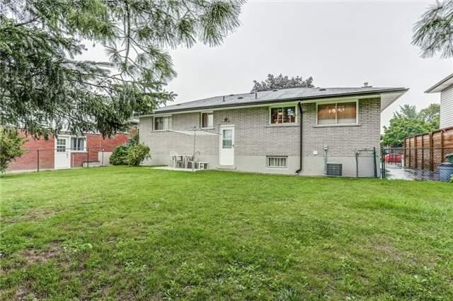 166 Delmar Dr, House detached with 3 bedrooms, 2 bathrooms and 3 parking in Hamilton ON | Image 19