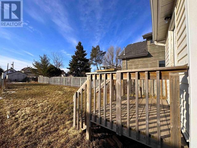 411 Fourth Ave, House detached with 2 bedrooms, 1 bathrooms and null parking in Thunder Bay ON | Image 36