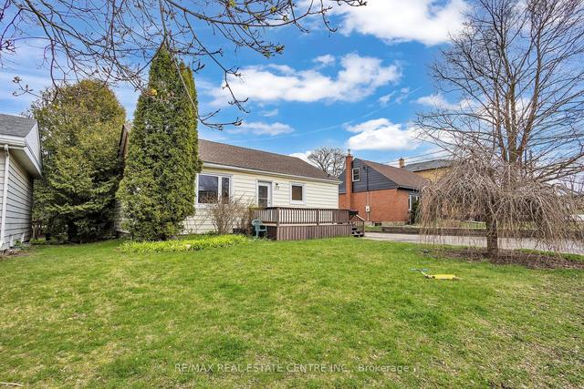 112 Kehl St, House detached with 2 bedrooms, 1 bathrooms and 7 parking in Kitchener ON | Image 32