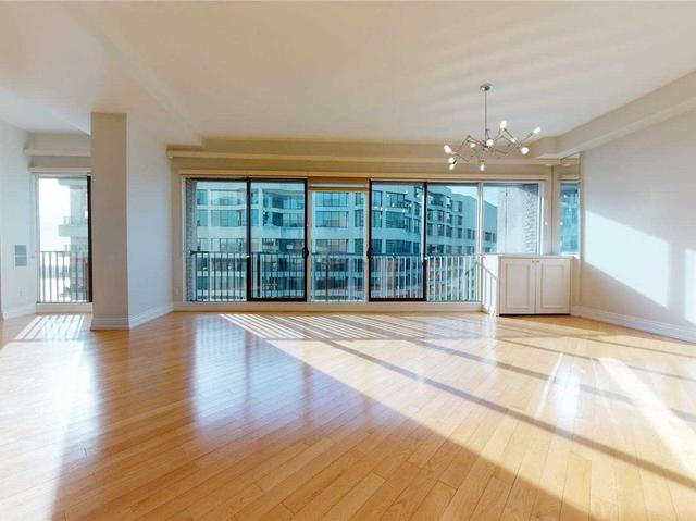 ph3504 - 33 Harbour Sq, Condo with 3 bedrooms, 3 bathrooms and 1 parking in Toronto ON | Image 35
