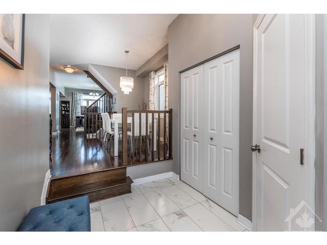 508 Knotridge Street, Townhouse with 4 bedrooms, 3 bathrooms and 2 parking in Ottawa ON | Image 2