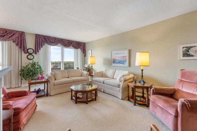 640 West St, Condo with 3 bedrooms, 2 bathrooms and 1 parking in Brantford ON | Image 32