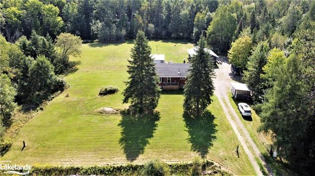 8185 Highway 522, House detached with 2 bedrooms, 1 bathrooms and 6 parking in Parry Sound, Unorganized, Centre Part ON | Image 12