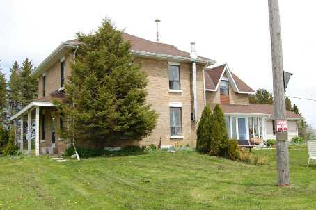 075293 24/25 Sideroad, House detached with 4 bedrooms, 2 bathrooms and 20 parking in East Garafraxa ON | Image 9