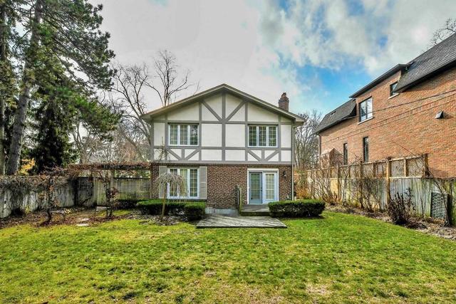 30 Hedgewood Rd, House detached with 3 bedrooms, 4 bathrooms and 6 parking in Toronto ON | Image 13