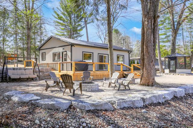 11 Little Bay Dr, House detached with 3 bedrooms, 1 bathrooms and 6 parking in Kawartha Lakes ON | Image 37