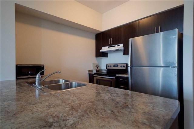 118 - 10 Concord Pl, Condo with 1 bedrooms, 1 bathrooms and 1 parking in Grimsby ON | Image 6