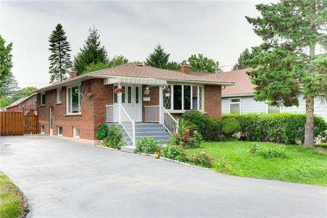 856 Byron St N, House detached with 3 bedrooms, 2 bathrooms and 6 parking in Whitby ON | Image 4