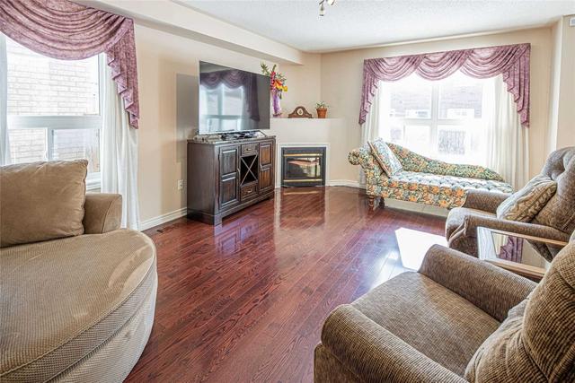 122 Queen Mary Dr, House detached with 4 bedrooms, 4 bathrooms and 4 parking in Brampton ON | Image 19