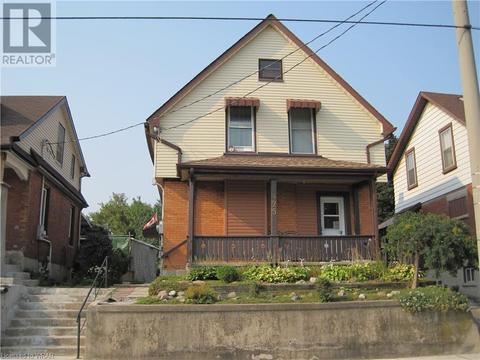425 Courtland Avenue E, House other with 4 bedrooms, 3 bathrooms and 4 parking in Kitchener ON | Card Image