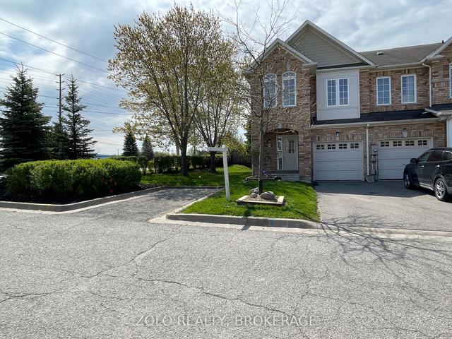 marsh - 1090 Brook Gdns, Townhouse with 3 bedrooms, 3 bathrooms and 3 parking in Newmarket ON | Image 1