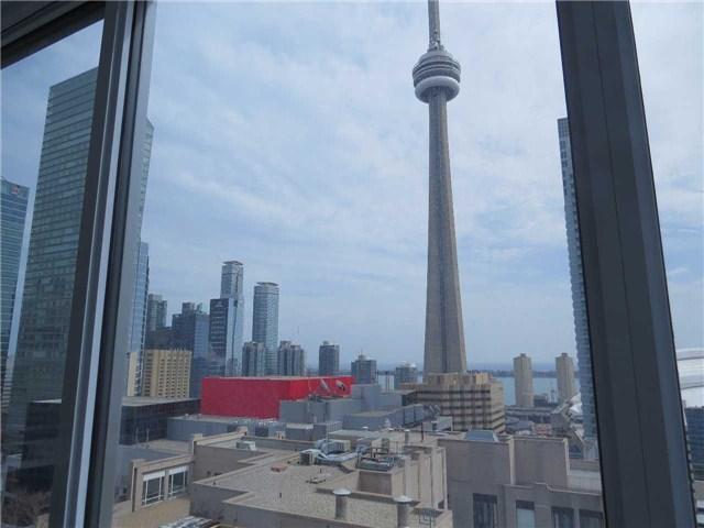 2408 - 8 Mercer St, Condo with 3 bedrooms, 2 bathrooms and 1 parking in Toronto ON | Image 2