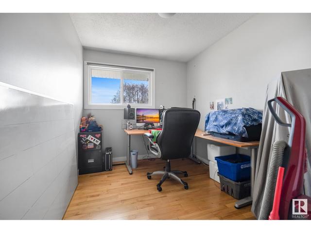 5908 97a Av Nw, House detached with 3 bedrooms, 2 bathrooms and null parking in Edmonton AB | Image 19