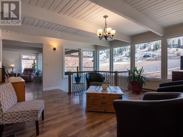 20412 Garnet Valley Road, Home with 3 bedrooms, 2 bathrooms and 10 parking in Summerland BC | Image 10