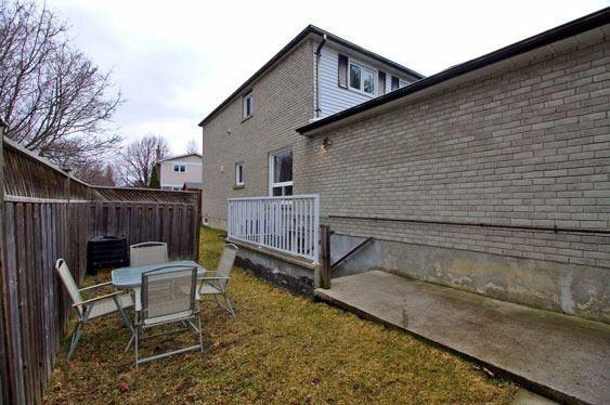 104 Madsen Cres, House attached with 3 bedrooms, 3 bathrooms and 4 parking in Markham ON | Image 19