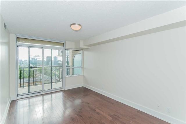 lpho8 - 676 Sheppard Ave E, Condo with 2 bedrooms, 2 bathrooms and 2 parking in Toronto ON | Image 17