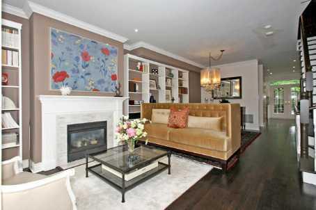 th9 - 60 Lorindale Ave, Townhouse with 3 bedrooms, 3 bathrooms and 45 parking in Toronto ON | Image 3