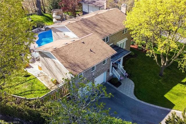 1101 Van Winkle Court, House detached with 5 bedrooms, 3 bathrooms and 8 parking in Mississauga ON | Image 1