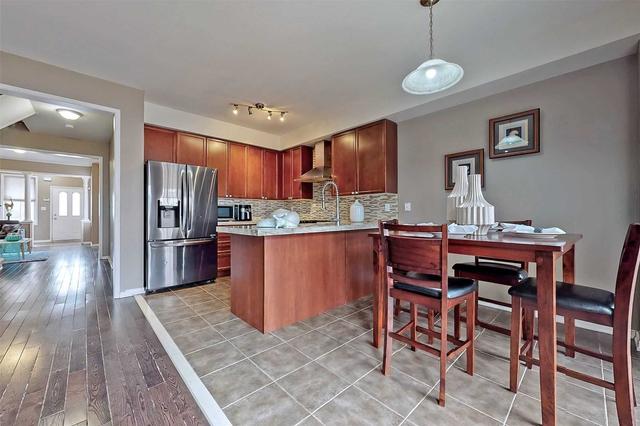 63 Westray Cres, House semidetached with 3 bedrooms, 3 bathrooms and 3 parking in Ajax ON | Image 3