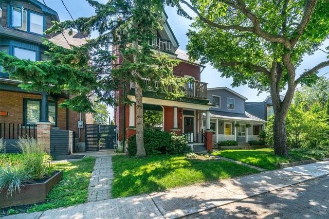 upper - 37 Garden Ave, House detached with 2 bedrooms, 2 bathrooms and 1 parking in Toronto ON | Image 22
