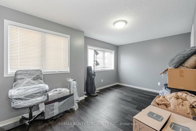 8a - 50 Howe Dr, Townhouse with 3 bedrooms, 2 bathrooms and 1 parking in Kitchener ON | Image 10
